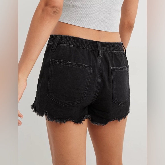 NWOT Aerie Distressed Shorts - Picture 2 of 8